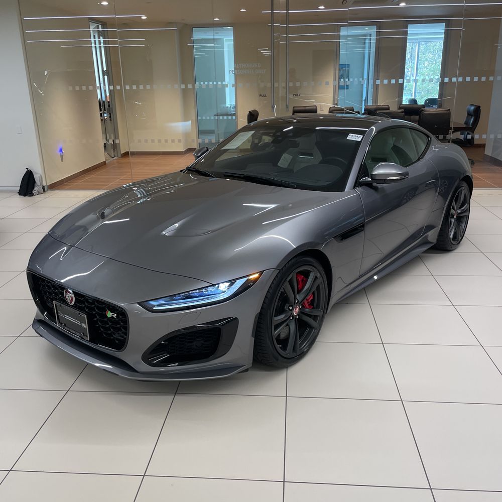 2022 Jaguar F-Type R