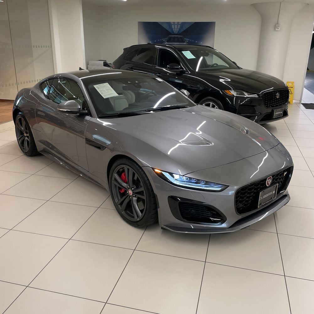 2022 Jaguar F-Type R
