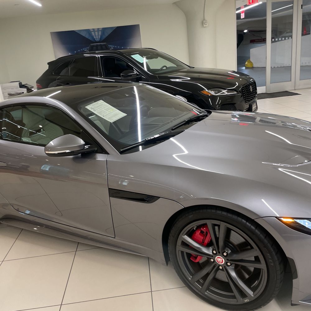 2022 Jaguar F-Type R