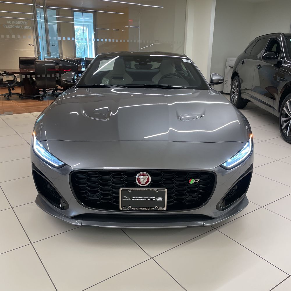 2022 Jaguar F-Type R