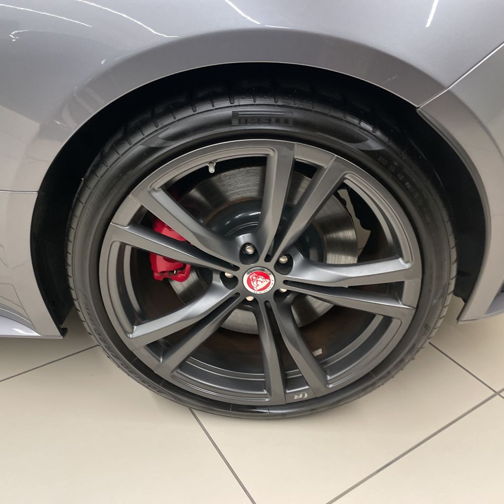 2022 Jaguar F-Type R