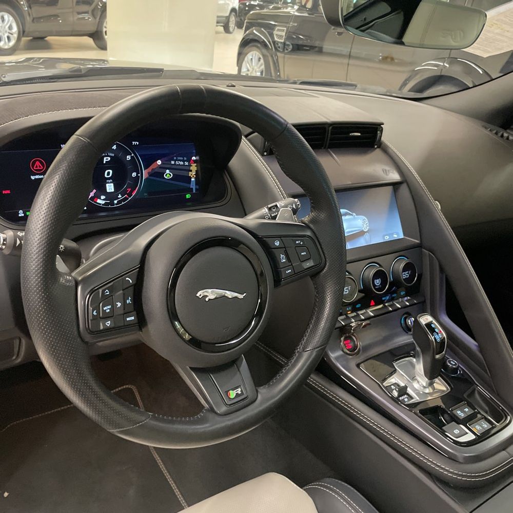 2022 Jaguar F-Type R