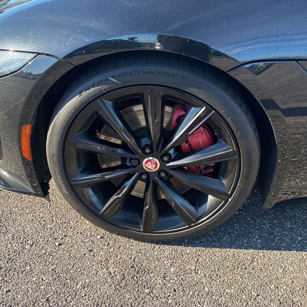 2021 Jaguar F-Type R