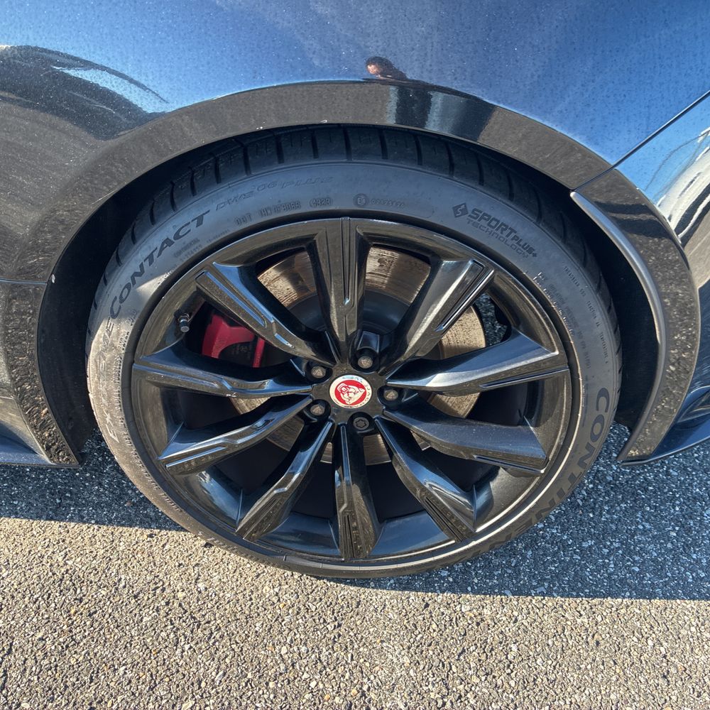 2021 Jaguar F-Type R