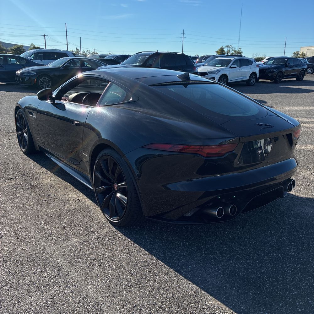 2021 Jaguar F-Type R
