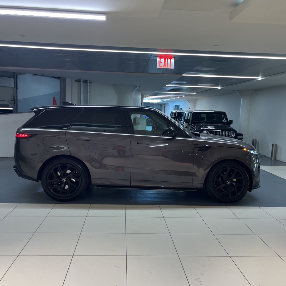 2023 Land Rover Range Rover Sport SE DYN