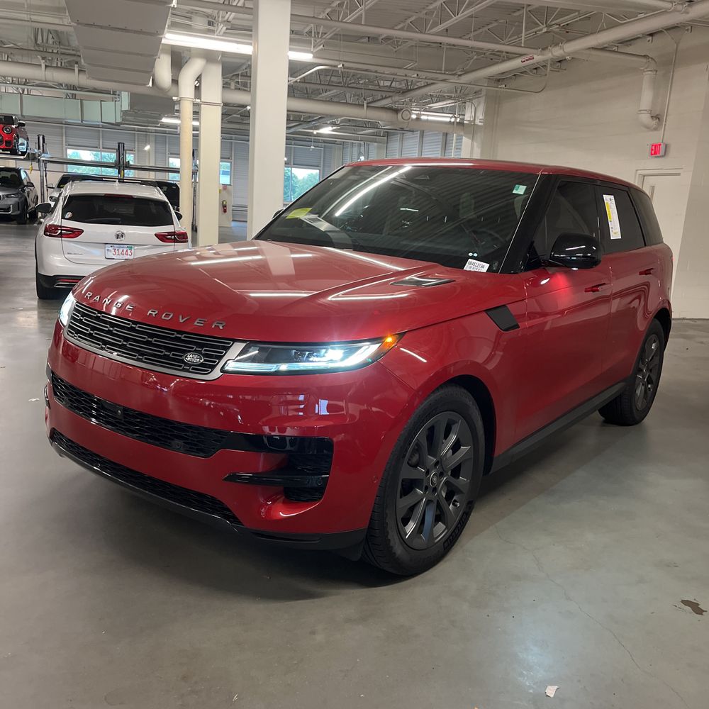 2024 Land Rover Range Rover Sport P360 SE