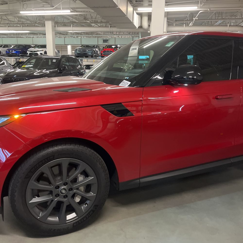 2024 Land Rover Range Rover Sport P360 SE