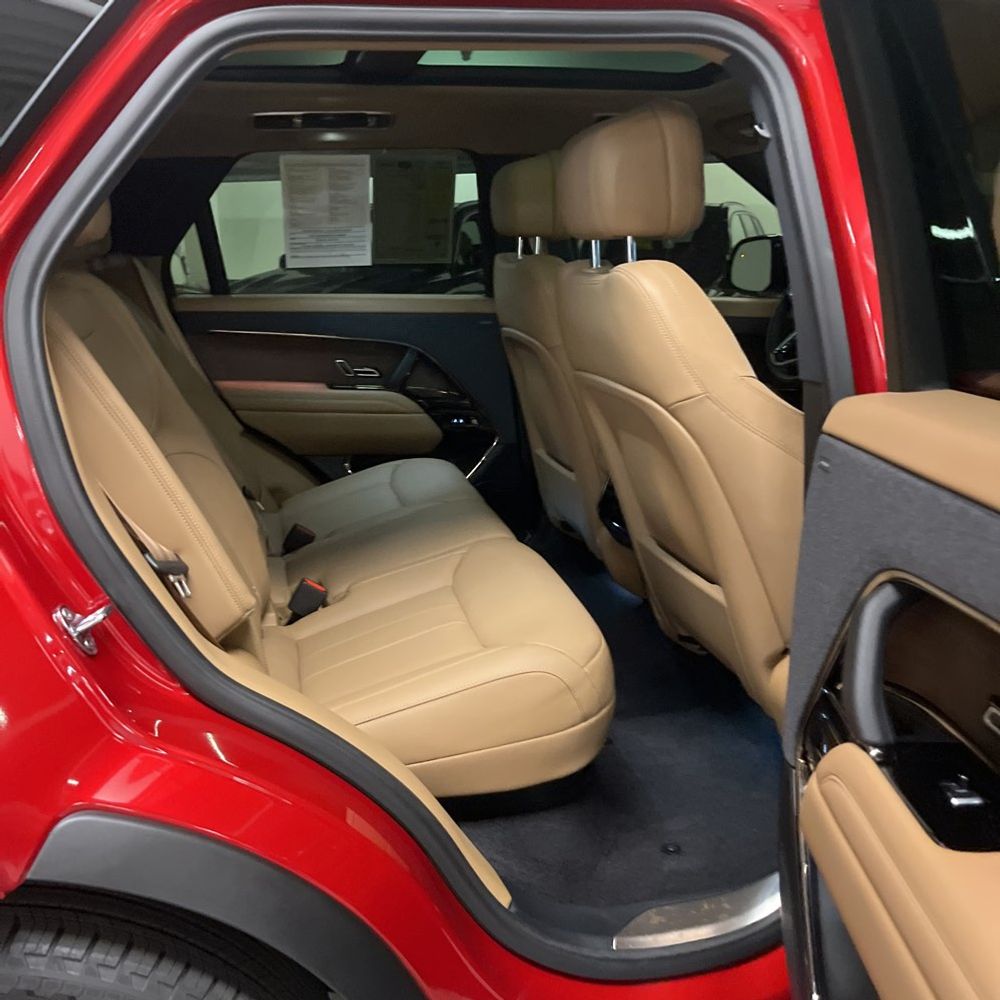 2024 Land Rover Range Rover Sport P360 SE