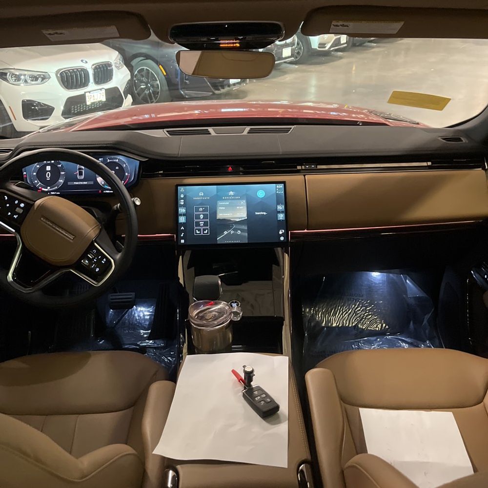 2024 Land Rover Range Rover Sport P360 SE