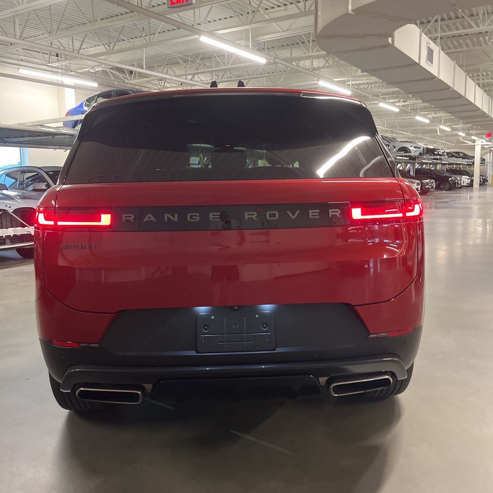 2024 Land Rover Range Rover Sport P360 SE