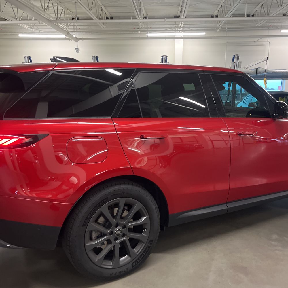 2024 Land Rover Range Rover Sport P360 SE