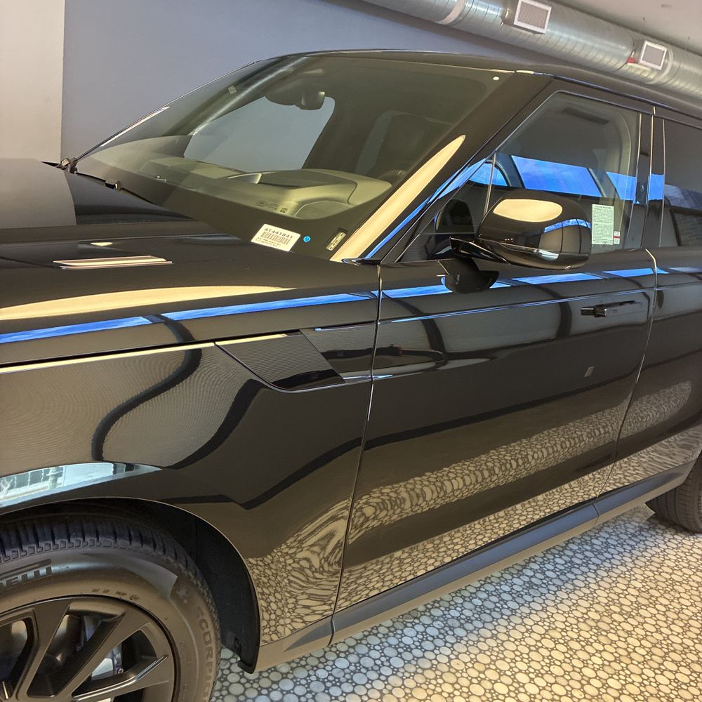 2025 Land Rover Range Rover Sport SE P360