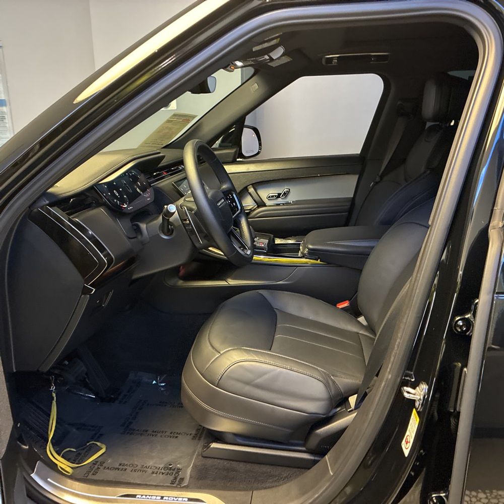 2025 Land Rover Range Rover Sport SE P360
