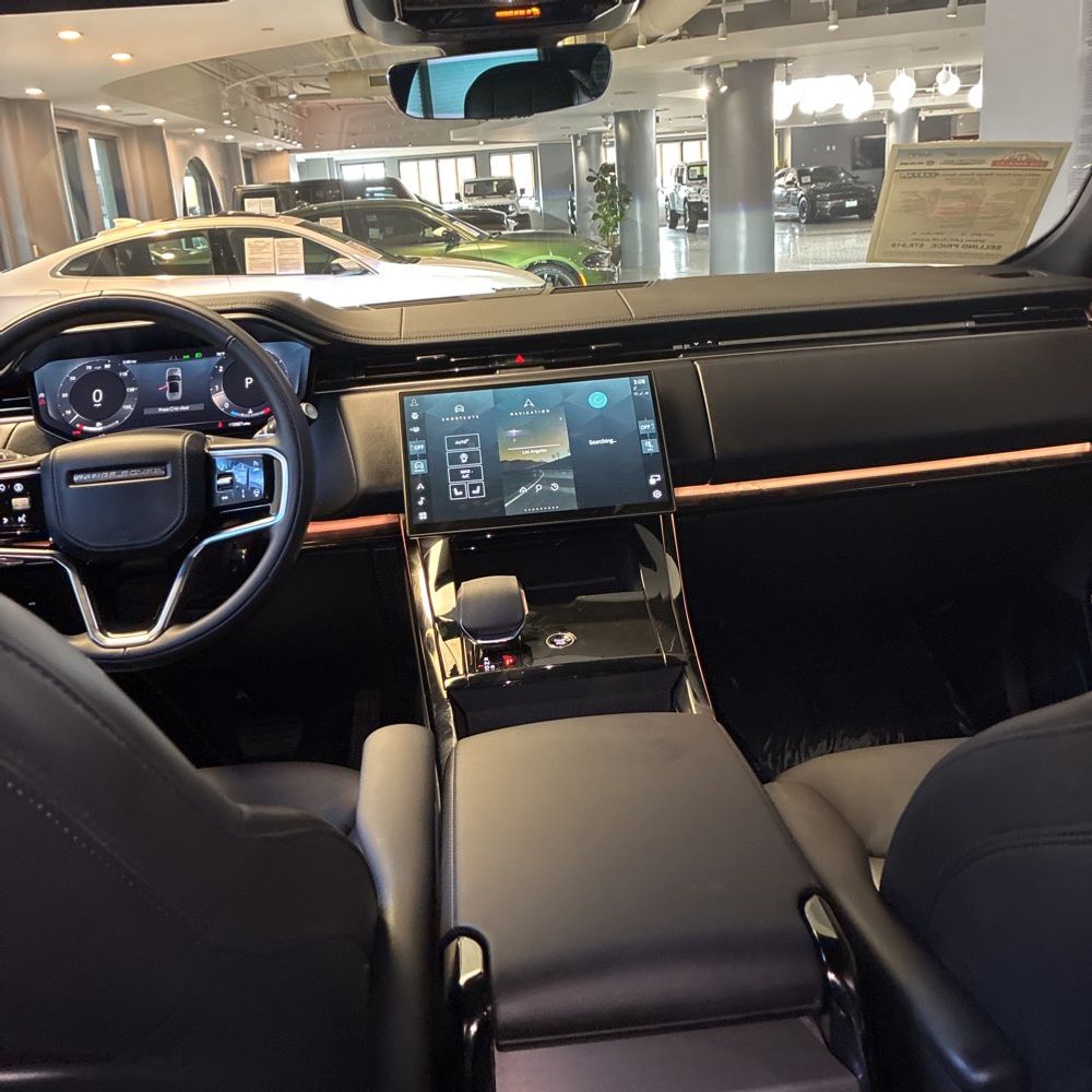 2025 Land Rover Range Rover Sport SE P360