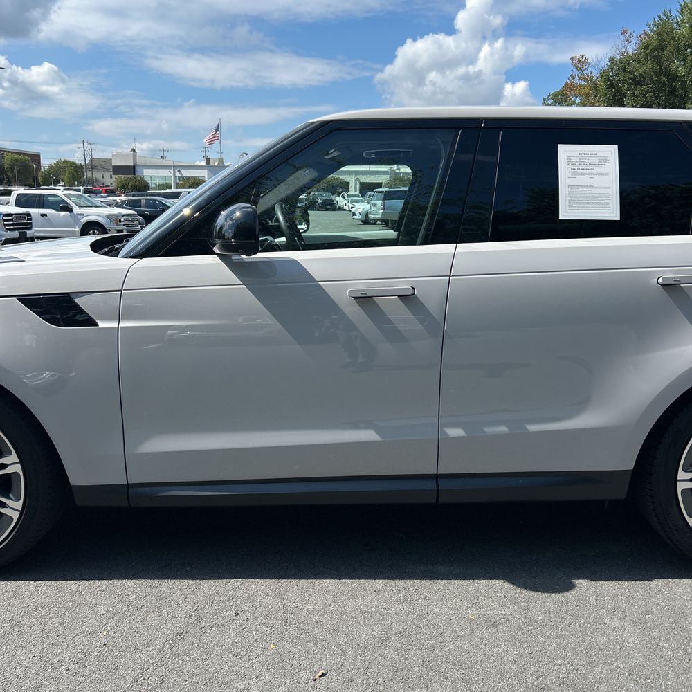 2023 Land Rover Range Rover Sport SE DYN