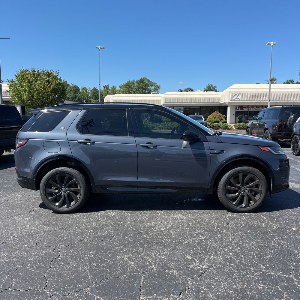 2025 Land Rover Discovery Sport SE Dynamic
