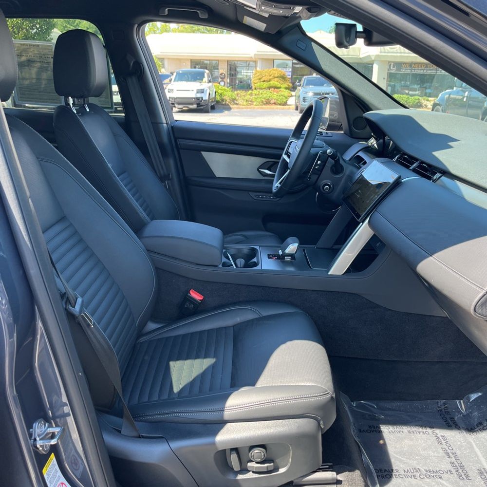 2025 Land Rover Discovery Sport SE Dynamic