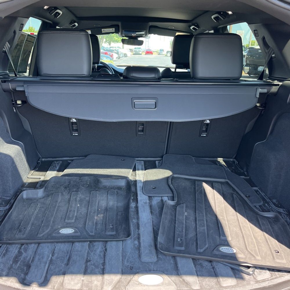2025 Land Rover Discovery Sport SE Dynamic