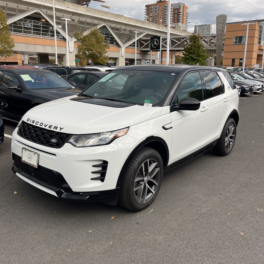 2025 Land Rover Discovery Sport P250 Dynamic SE
