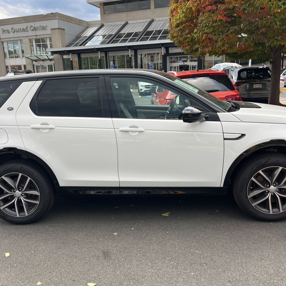 2025 Land Rover Discovery Sport P250 Dynamic SE