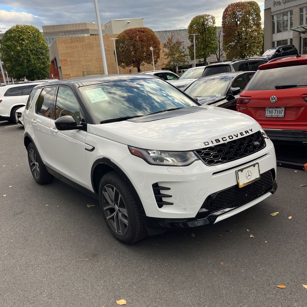2025 Land Rover Discovery Sport P250 Dynamic SE