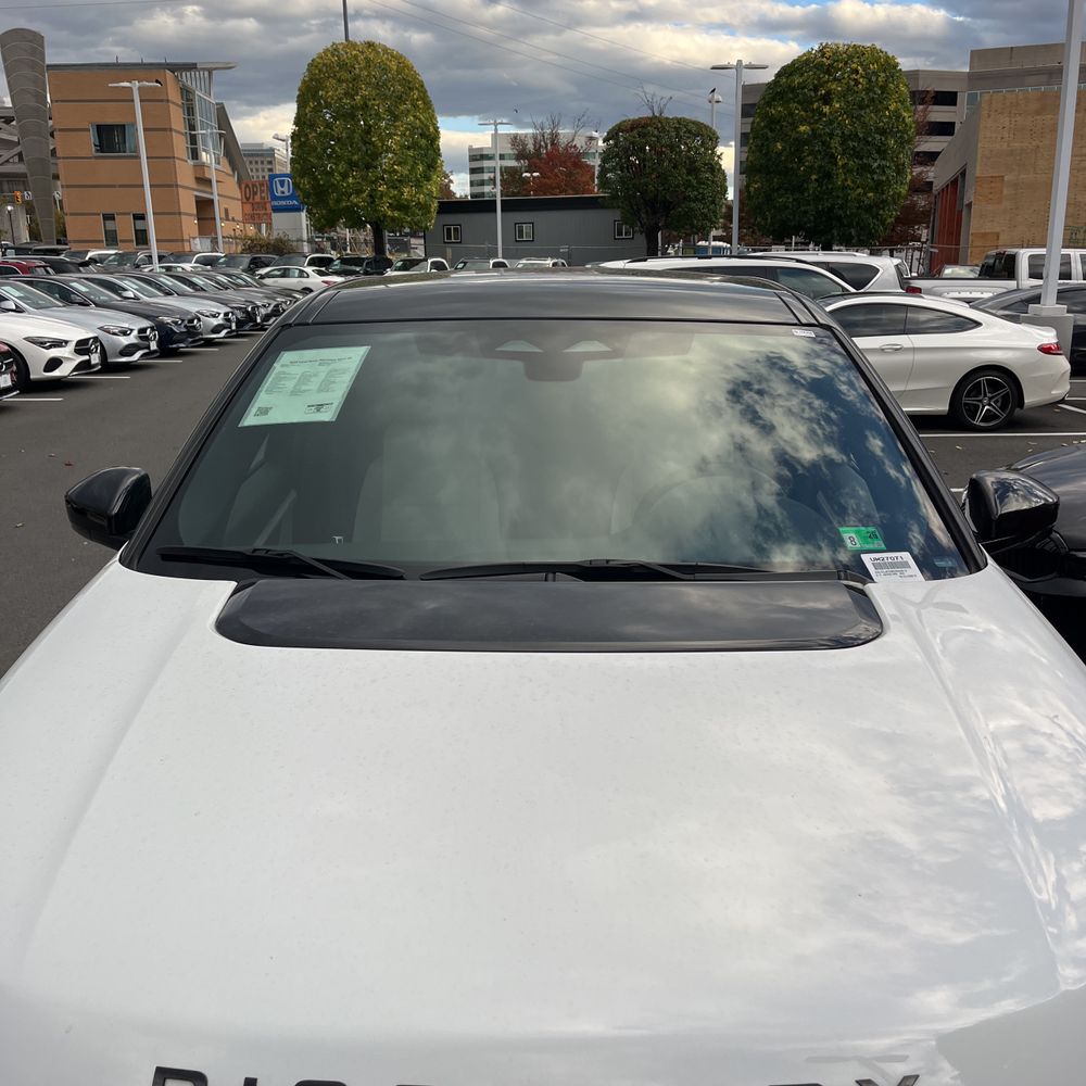 2025 Land Rover Discovery Sport P250 Dynamic SE