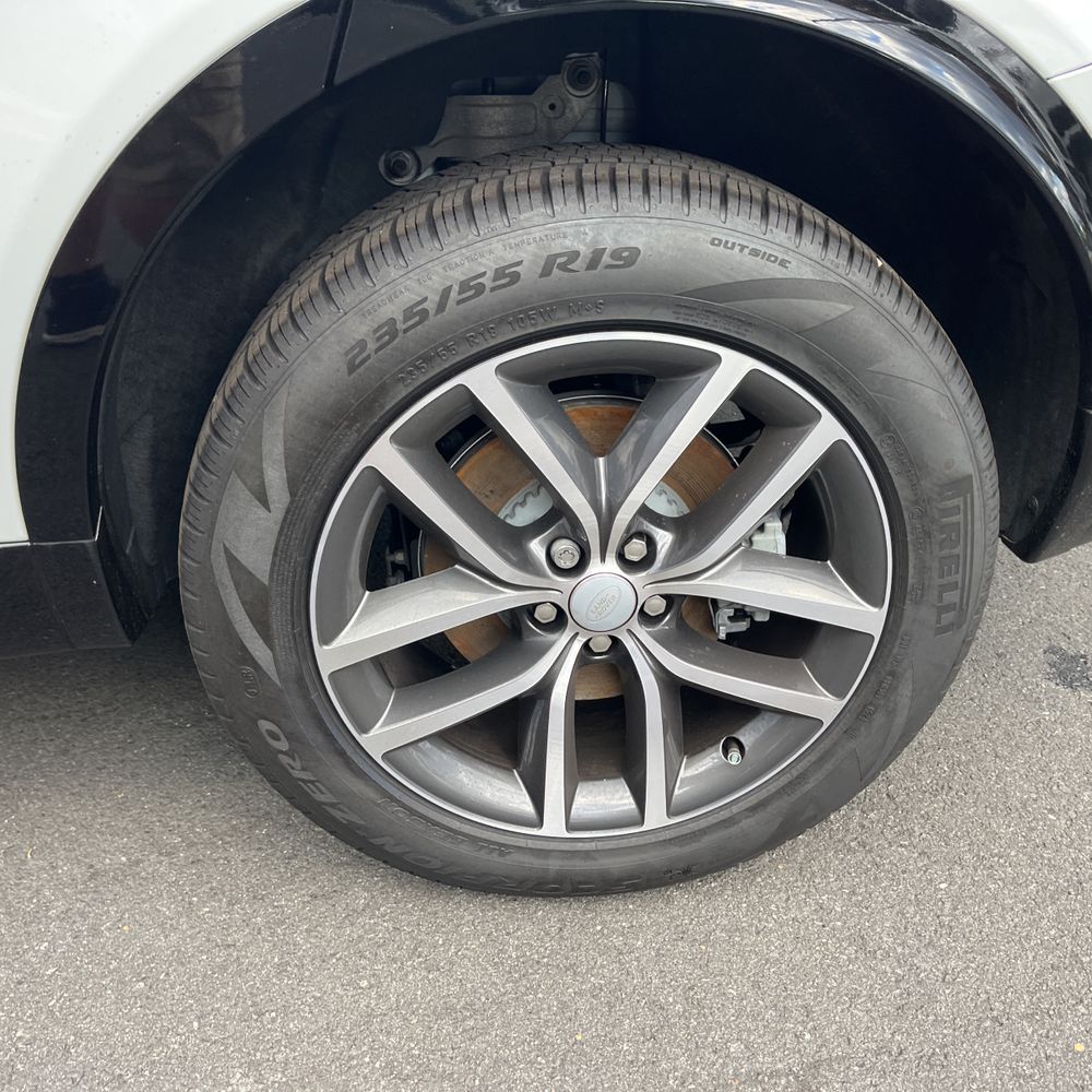 2025 Land Rover Discovery Sport P250 Dynamic SE