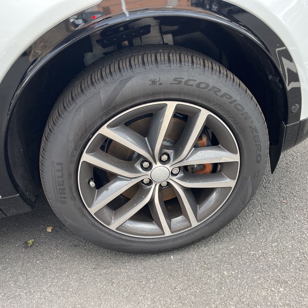 2025 Land Rover Discovery Sport P250 Dynamic SE