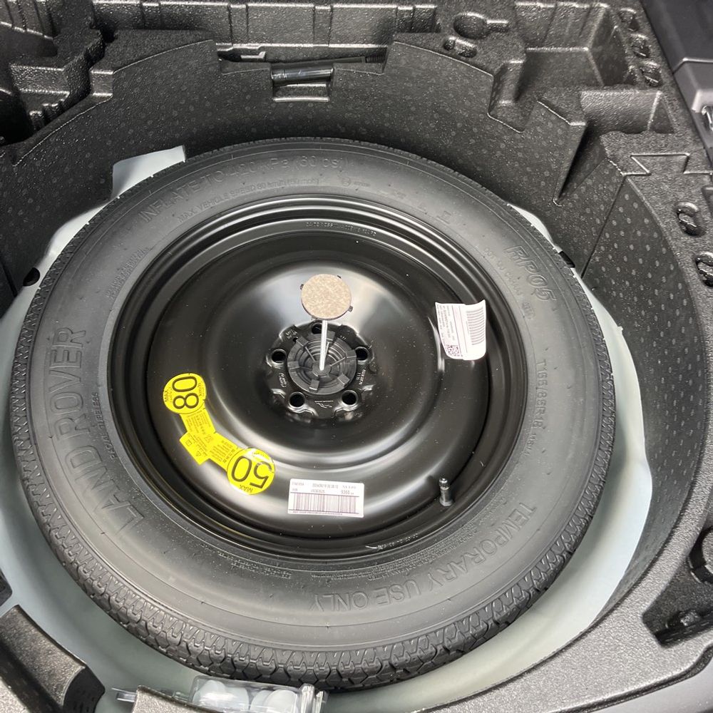 2025 Land Rover Discovery Sport P250 Dynamic SE