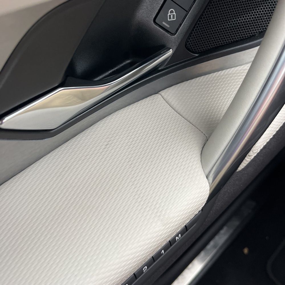2025 Land Rover Discovery Sport P250 Dynamic SE