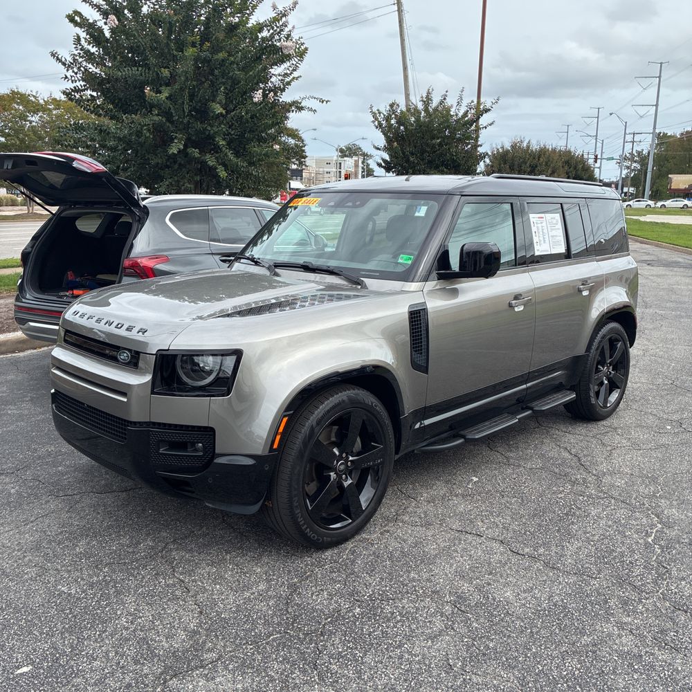 2024 Land Rover Defender 110 X-Dyn SE P400