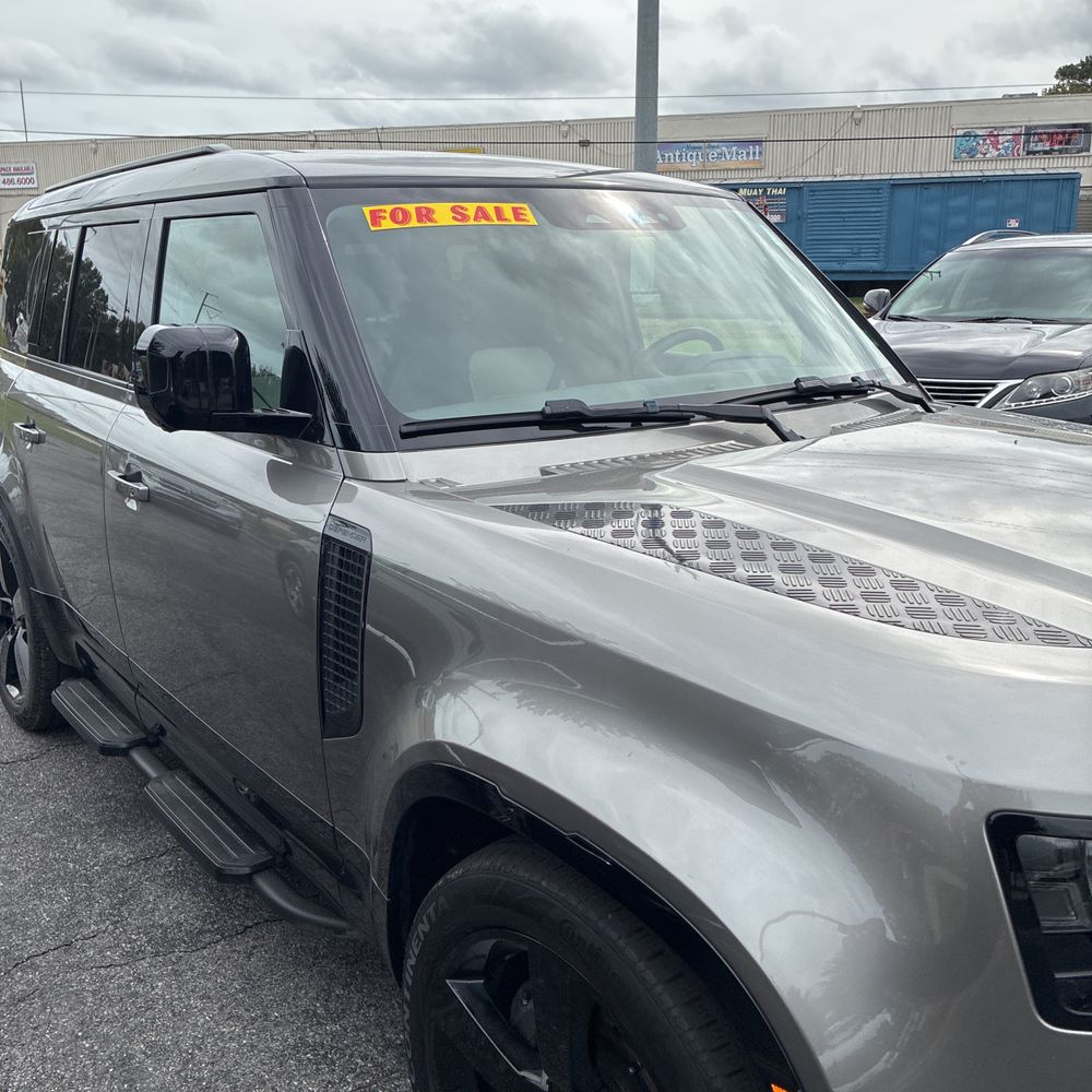 2024 Land Rover Defender 110 X-Dyn SE P400