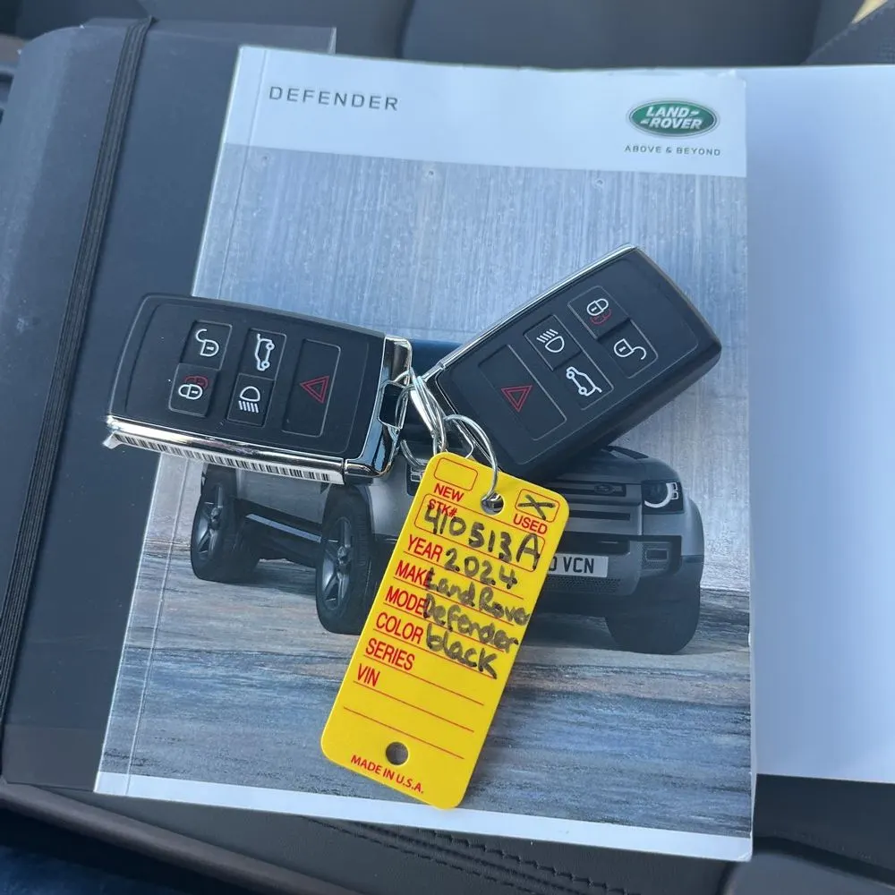 2024 Land Rover Defender 110 P400 X-Dynamic SE