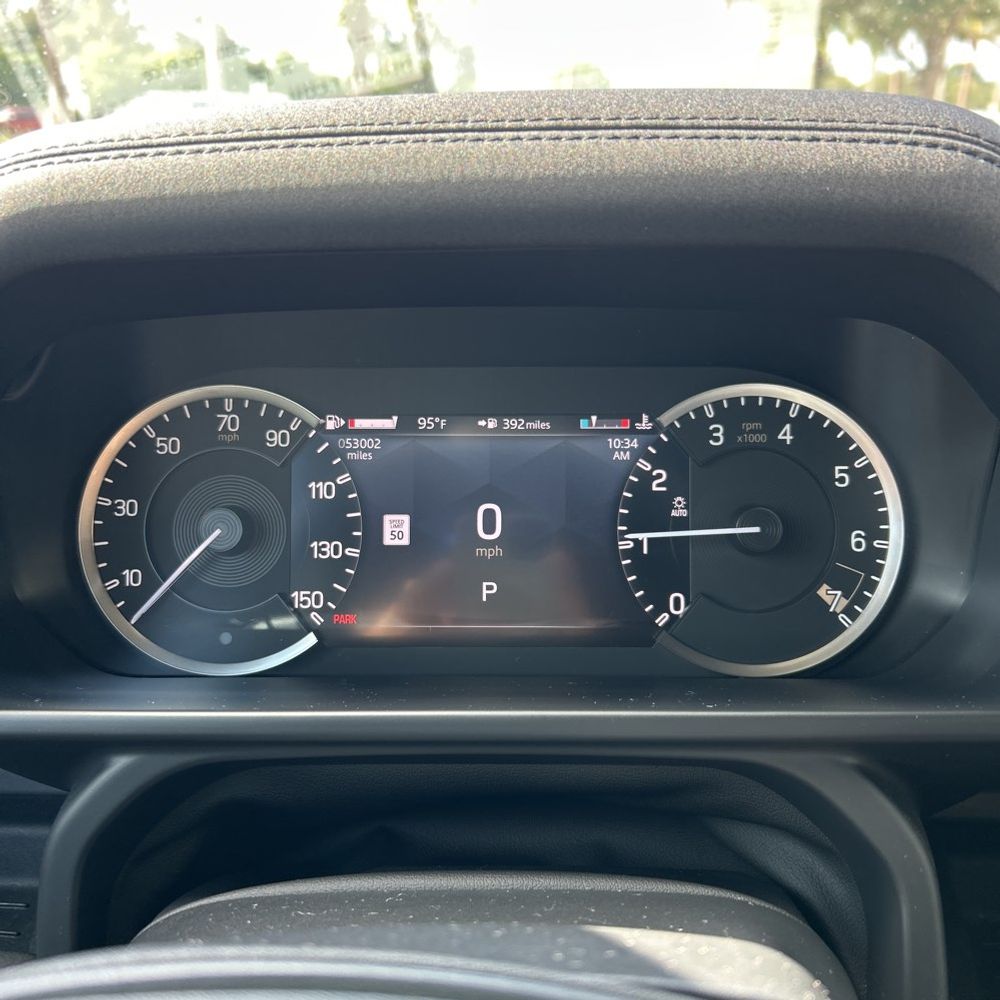 2022 Land Rover Defender 110 X-Dynamic SE