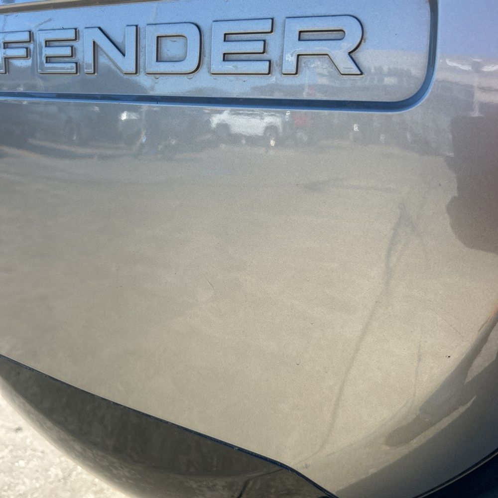 2023 Land Rover Defender 130 X-Dynamic SE