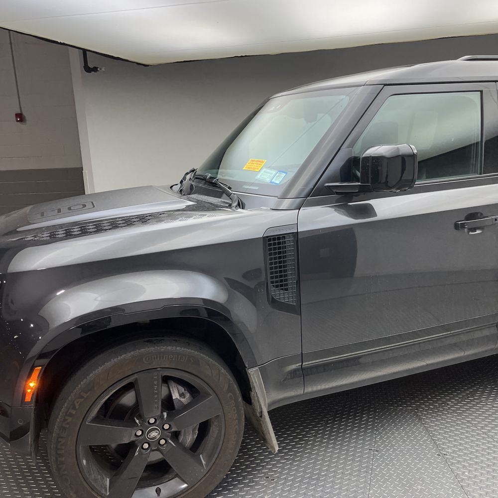 2022 Land Rover Defender 110 X-Dynamic HSE