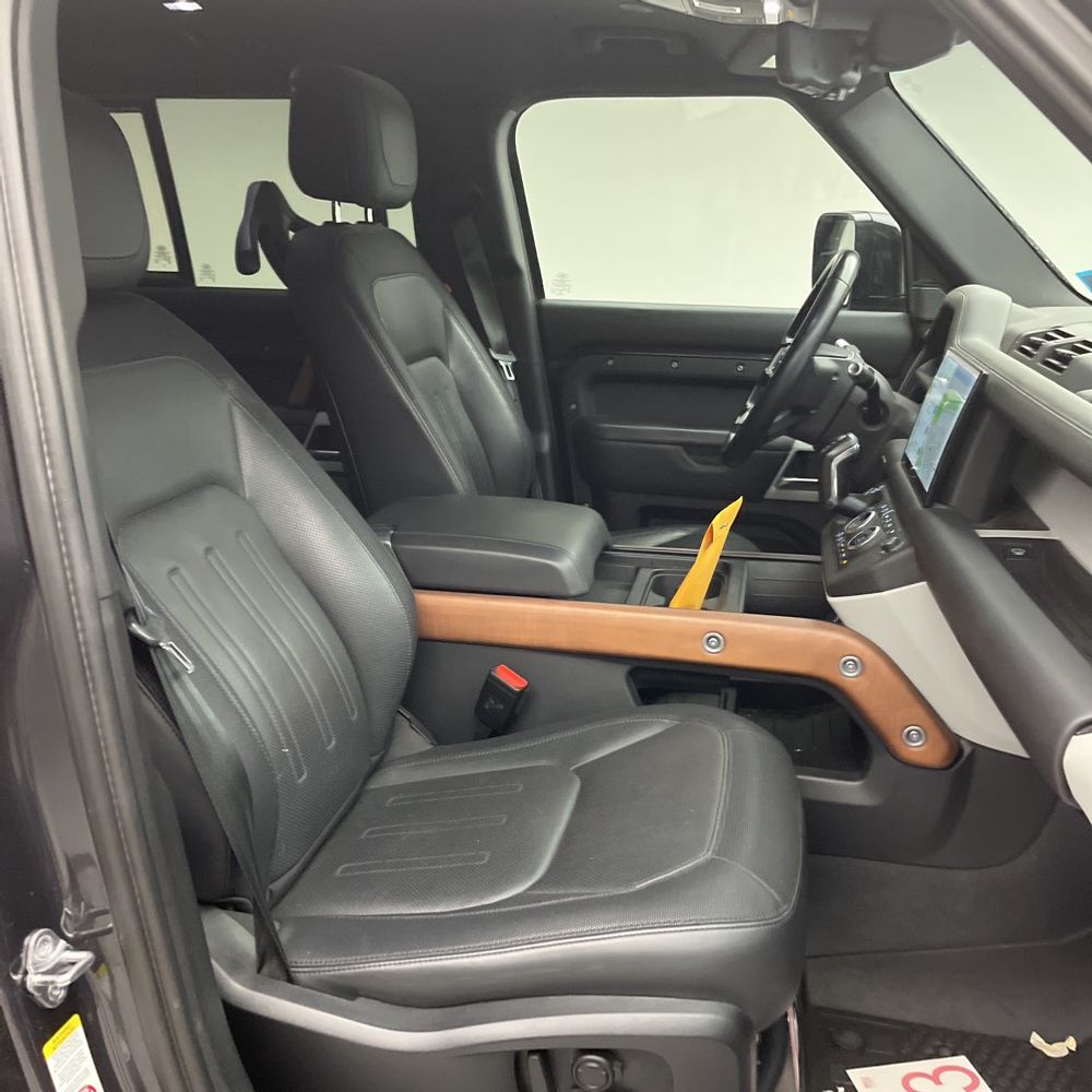2022 Land Rover Defender 110 X-Dynamic HSE