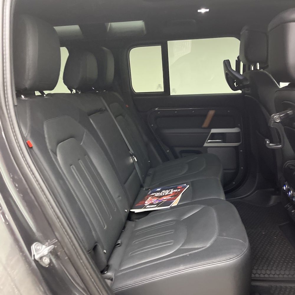 2022 Land Rover Defender 110 X-Dynamic HSE