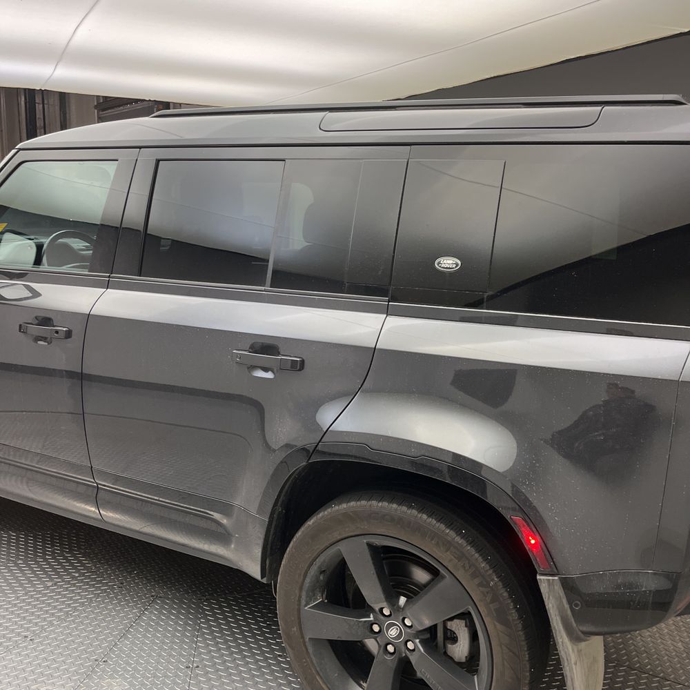2022 Land Rover Defender 110 X-Dynamic HSE