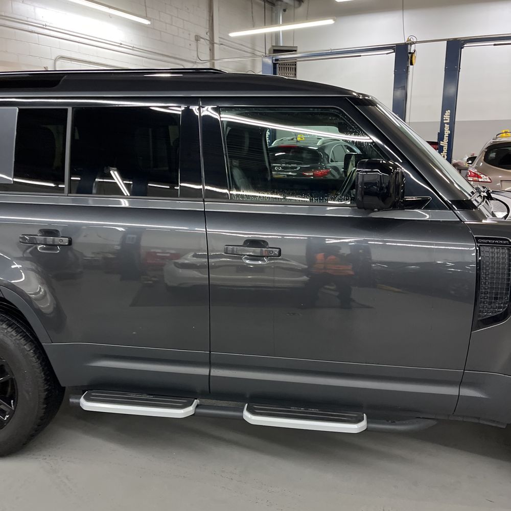 2023 Land Rover Defender 110 S