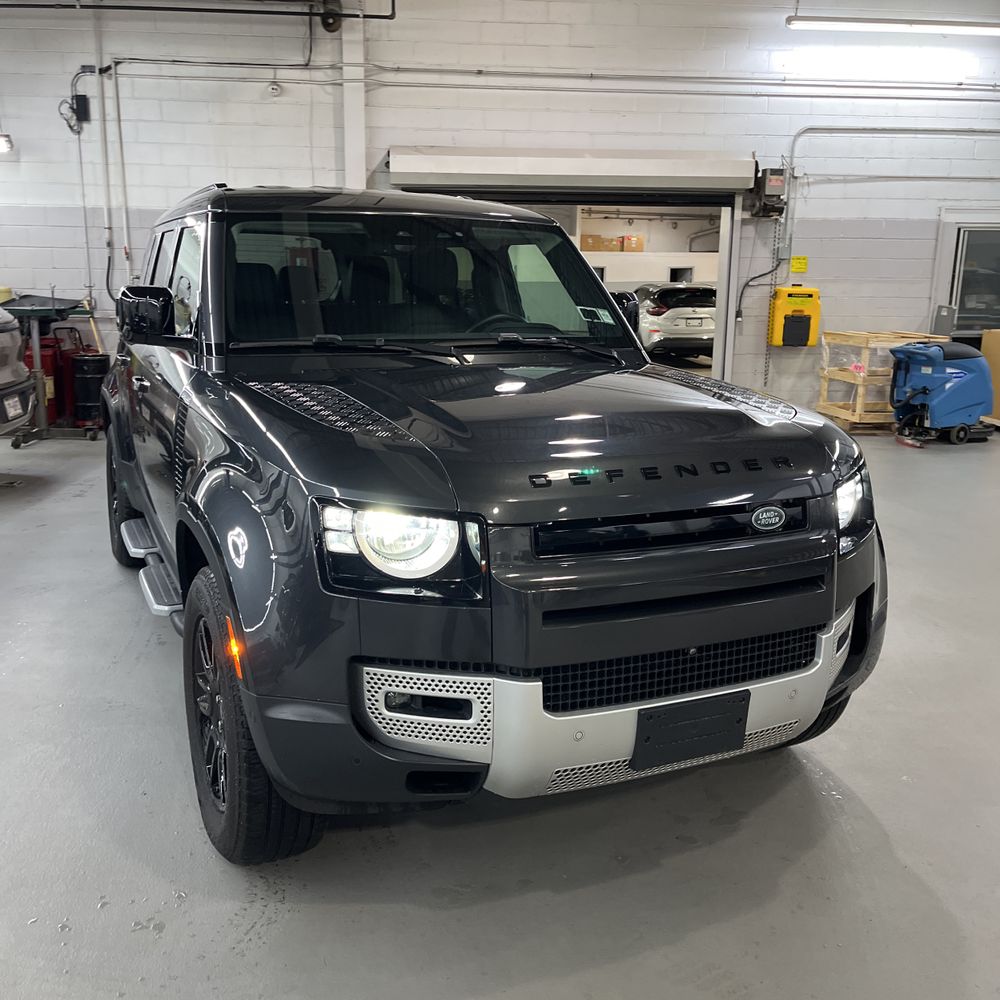 2023 Land Rover Defender 110 S
