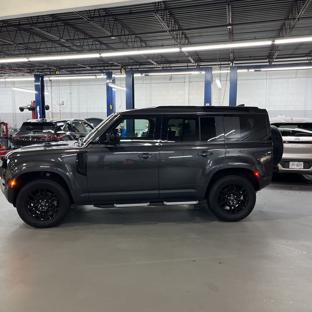 2023 Land Rover Defender 110 S