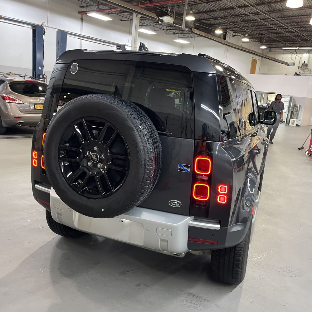 2023 Land Rover Defender 110 S