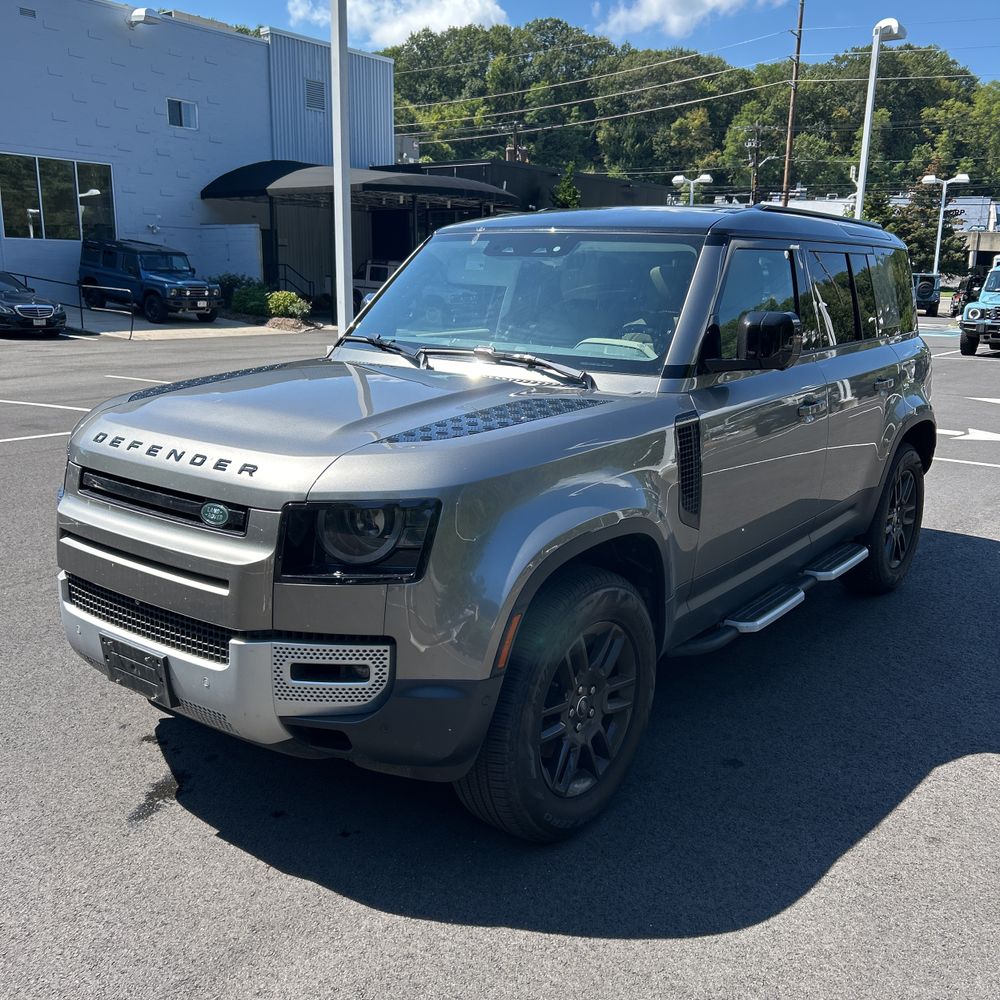 2023 Land Rover Defender 110 S