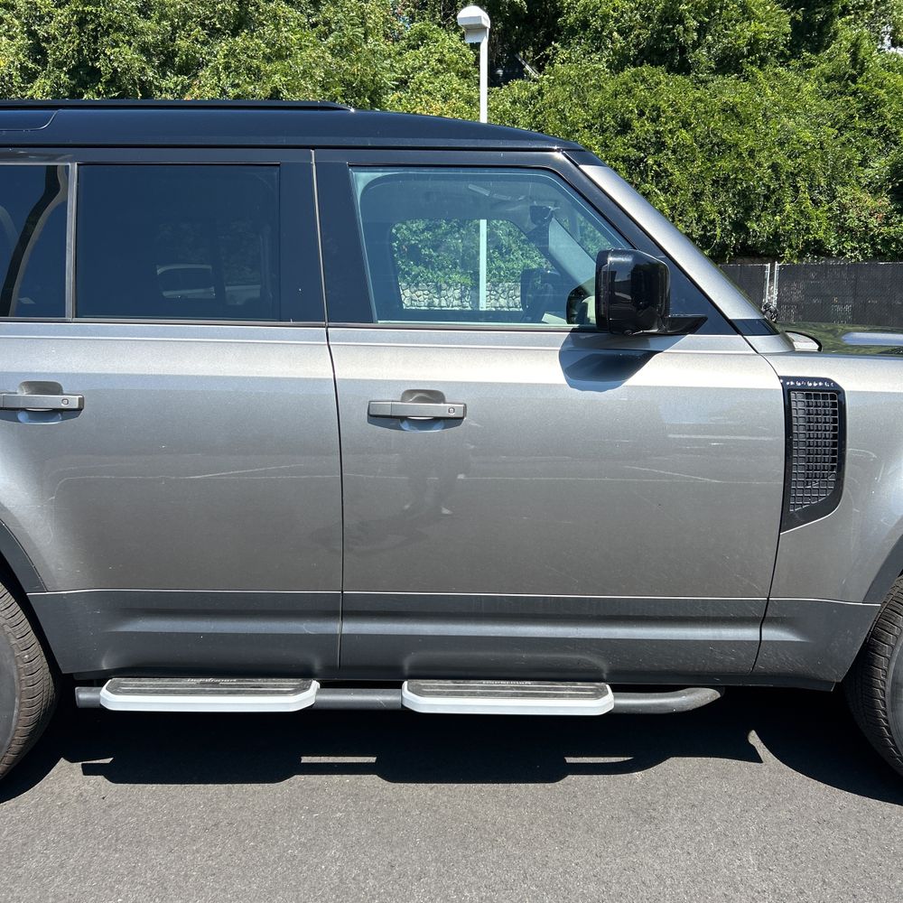 2023 Land Rover Defender 110 S