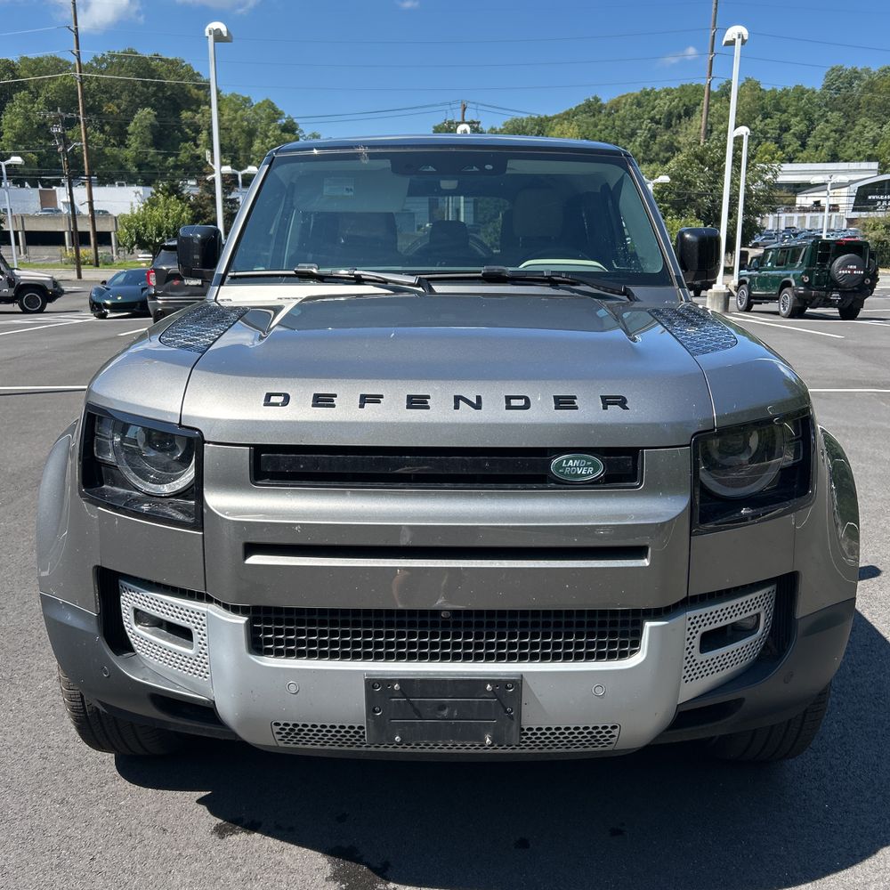 2023 Land Rover Defender 110 S