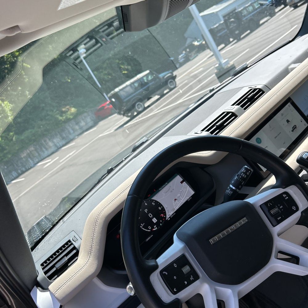 2023 Land Rover Defender 110 S