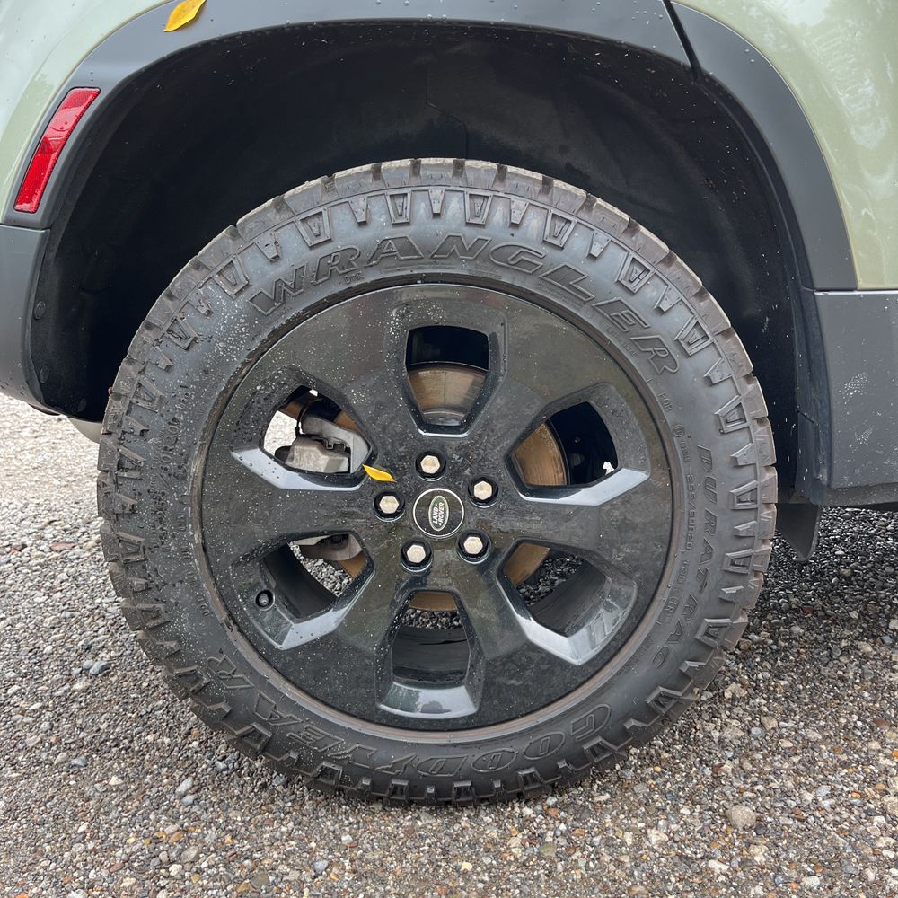 2023 Land Rover Defender 110 S
