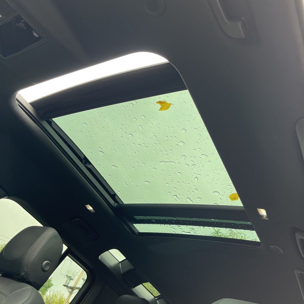 2023 Land Rover Defender 110 S